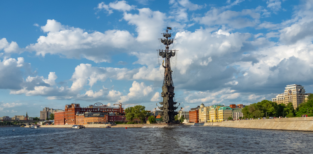 Вид на стрелку Садовнического острова в Москве