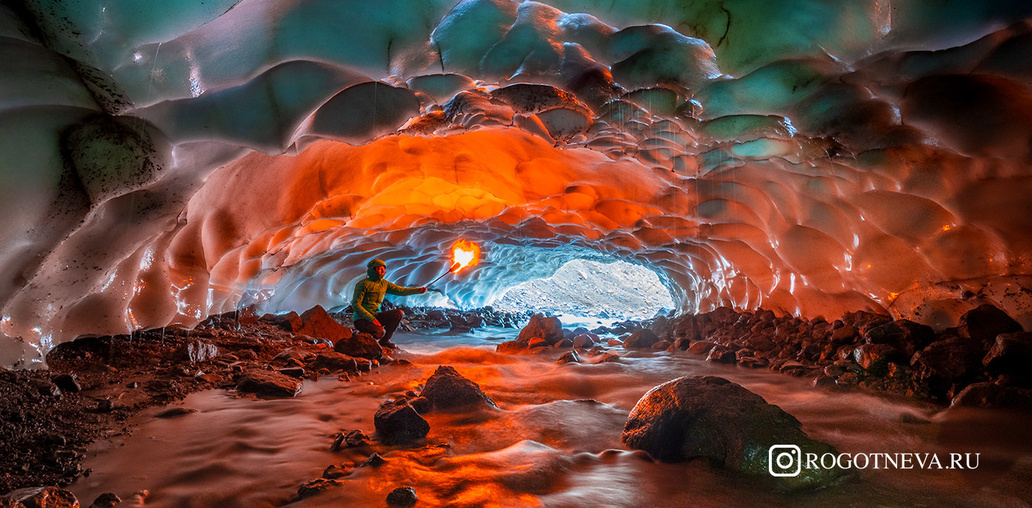 Ледяная Пещера у вулкана Мутновский