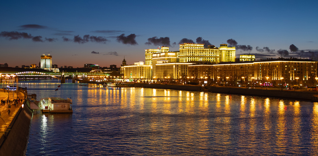 Вид с Крымского моста (Москва)