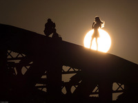 Экстремальная фотосессия на Андреевском мосту