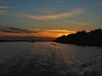 Закат на реке Самарке
