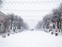 Зима в конце апреля. Старинный русский город Гатчина.
