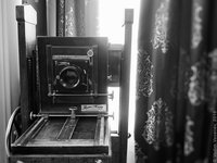 Старинный фотоаппарат. Коломенский краеведческий музей.