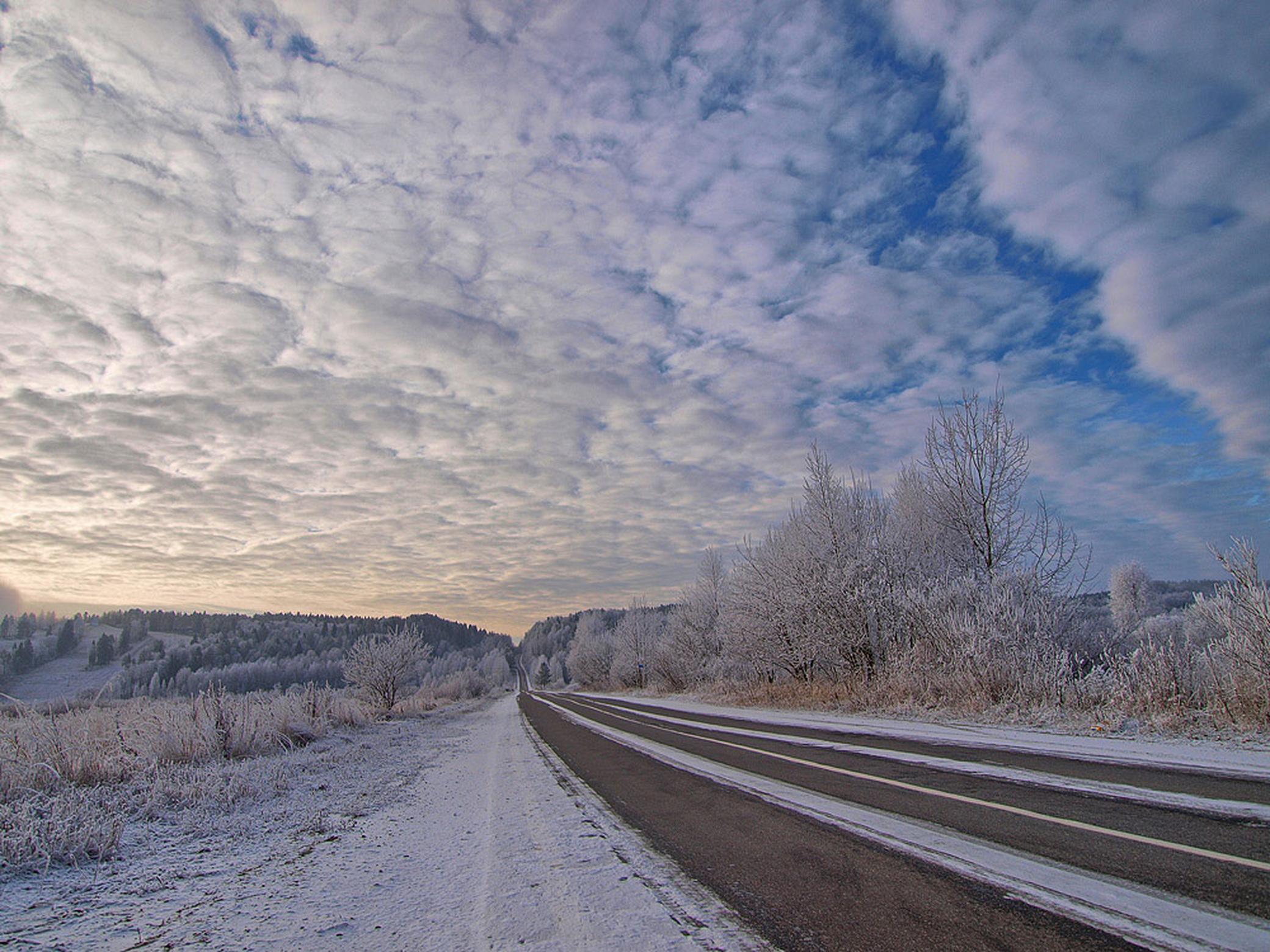 Никуда домой. Зимняя дорога. Дорога зимой. Трасса зима. Зимняя дорога в никуда.