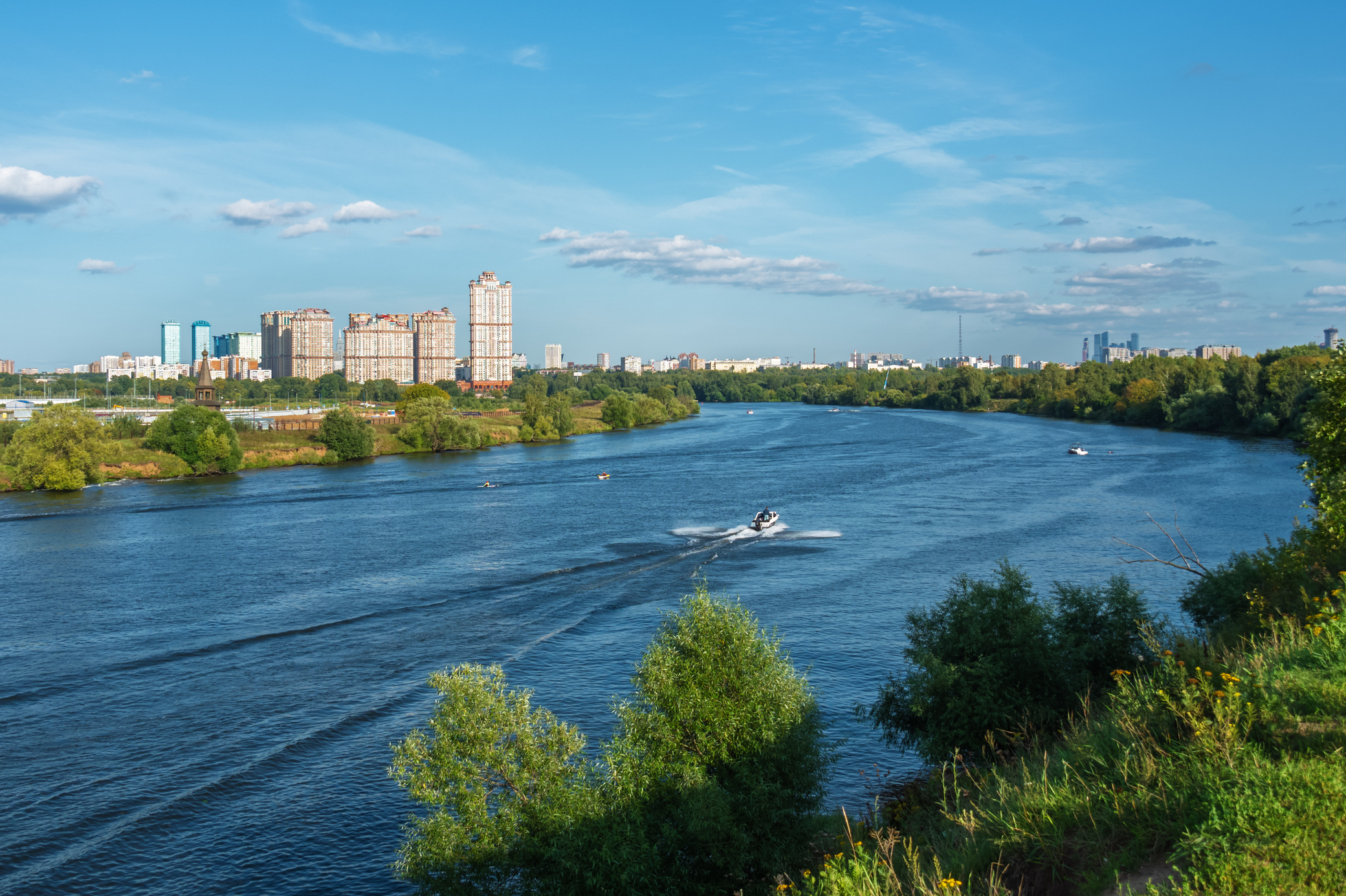 Река Москва в районе Строгино