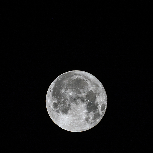 Луна 27.08.18, 02.00