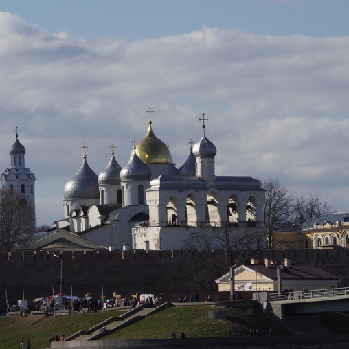 Кремль. Где святая София, там и Новгород.